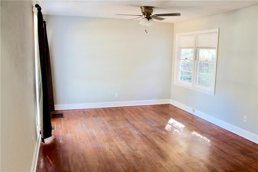 3325 Kemble Ave - Photo 2 of 14