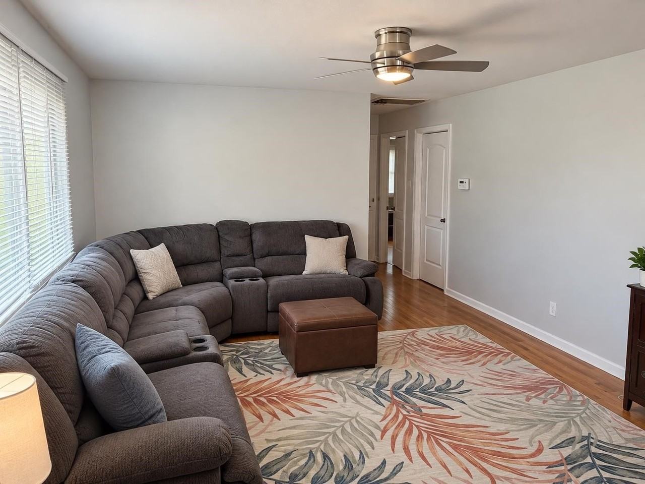 1522 Hall Ave #A - Photo 4 of 7