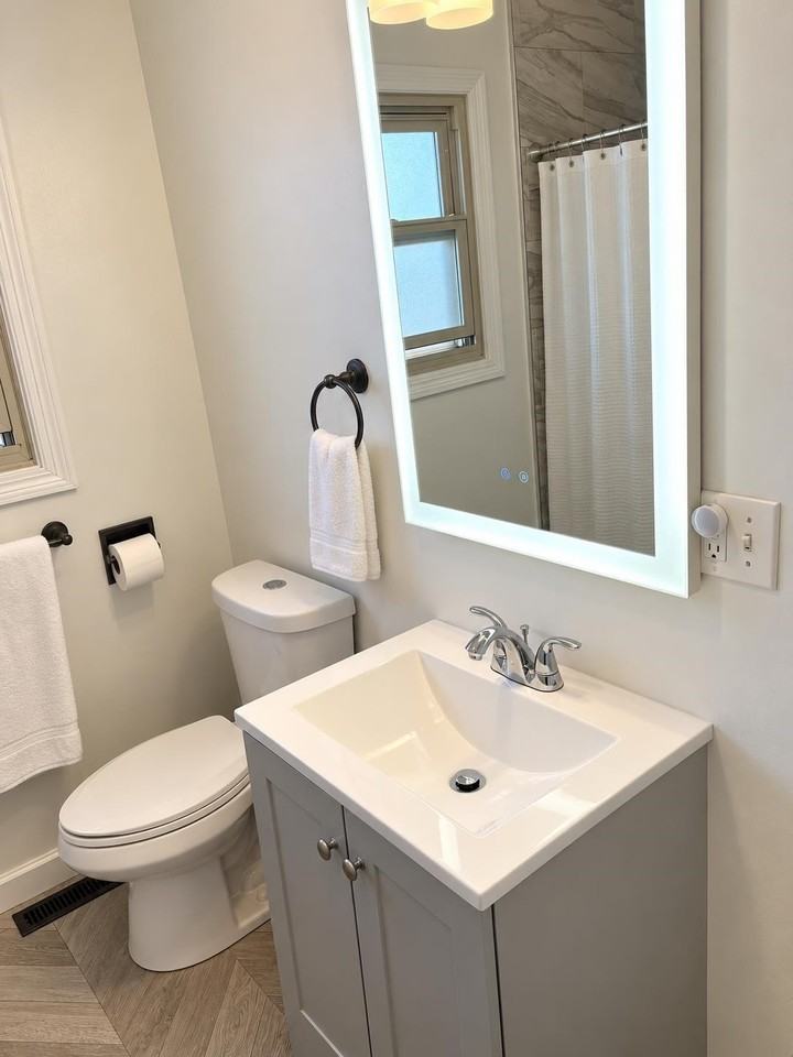 1522 Hall Ave #A - Photo 7 of 7