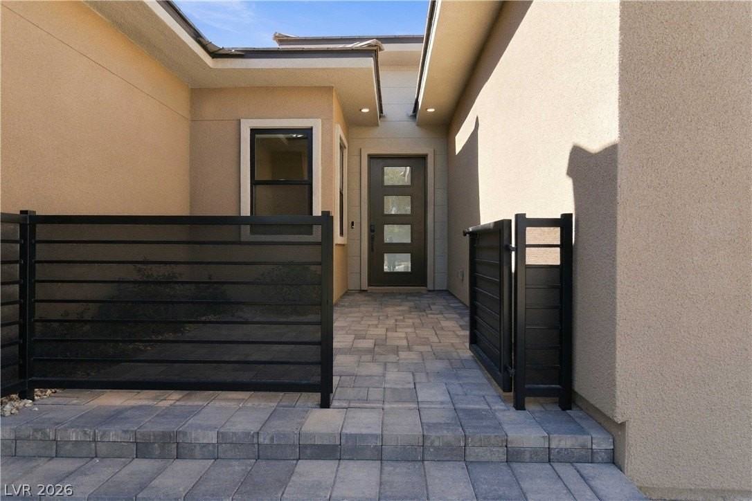 11193 Concord Valley Dr - Photo 4 of 50