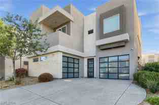 881 Barrhead Ave - Photo 1 of 1
