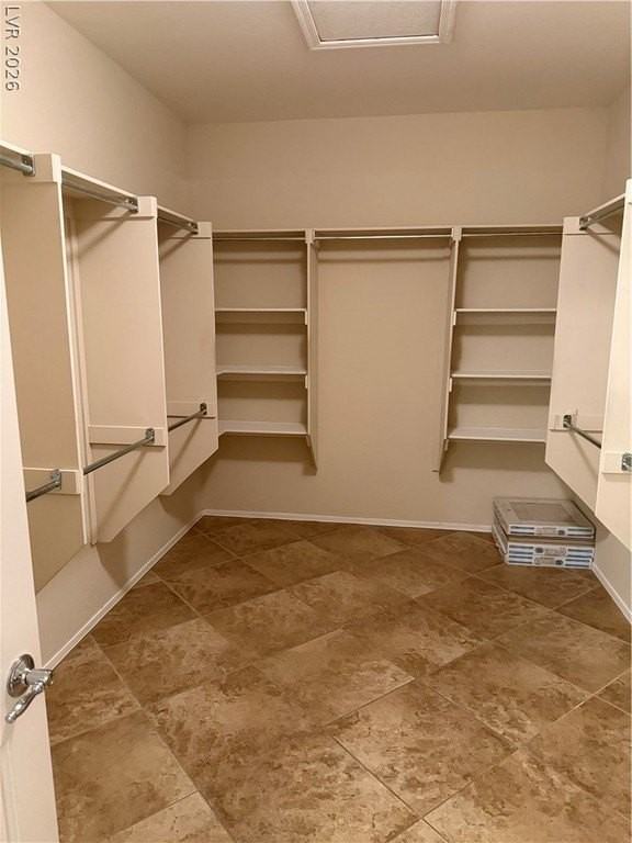 2503 Erastus Dr - Photo 5 of 16