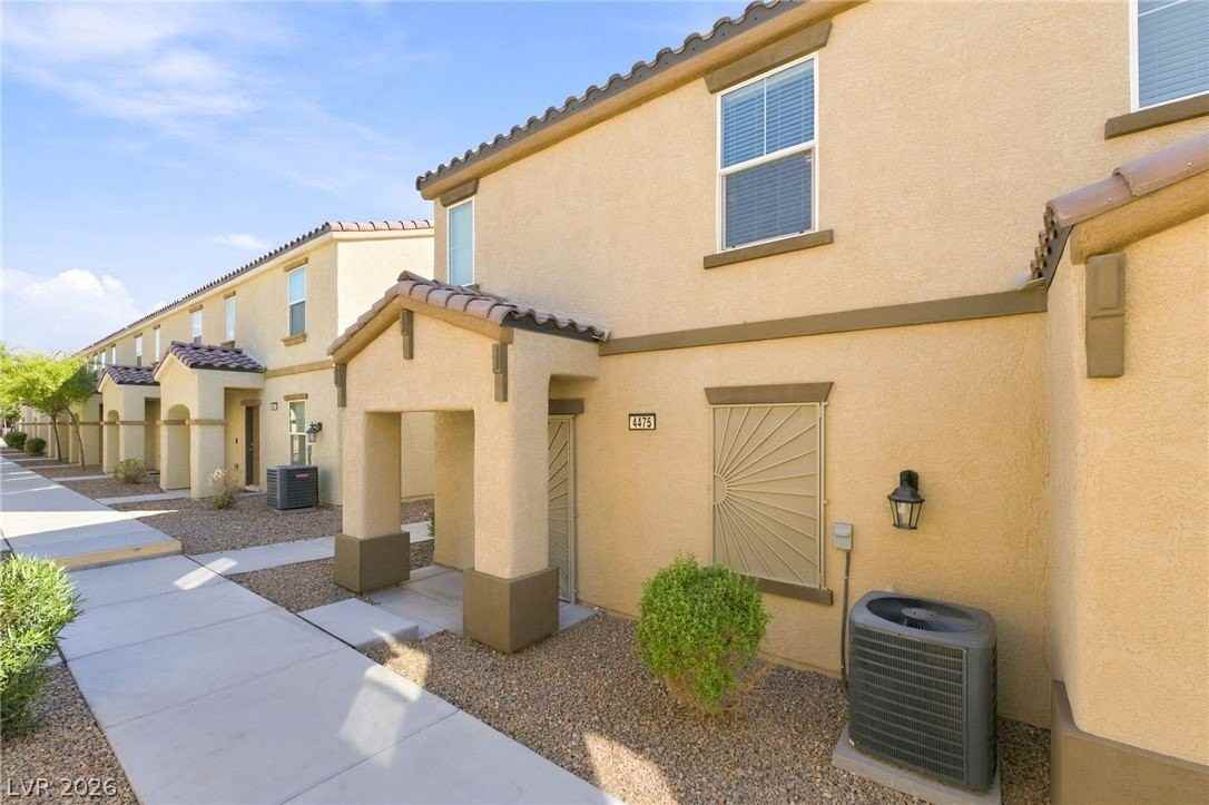 4475 Dover Straight St - Photo 2 of 25