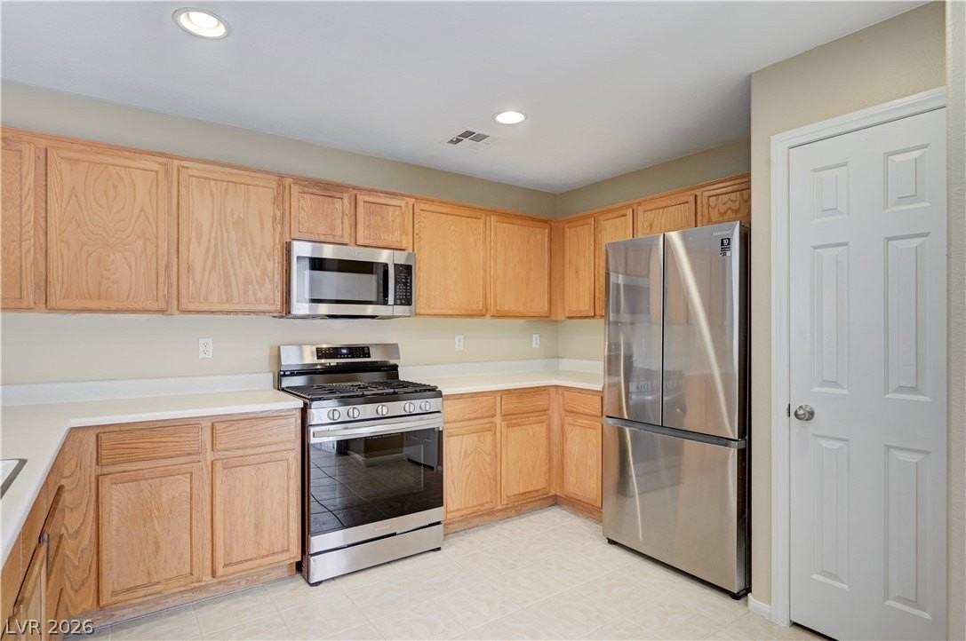 10294 Keystone Pastures St - Photo 7 of 31