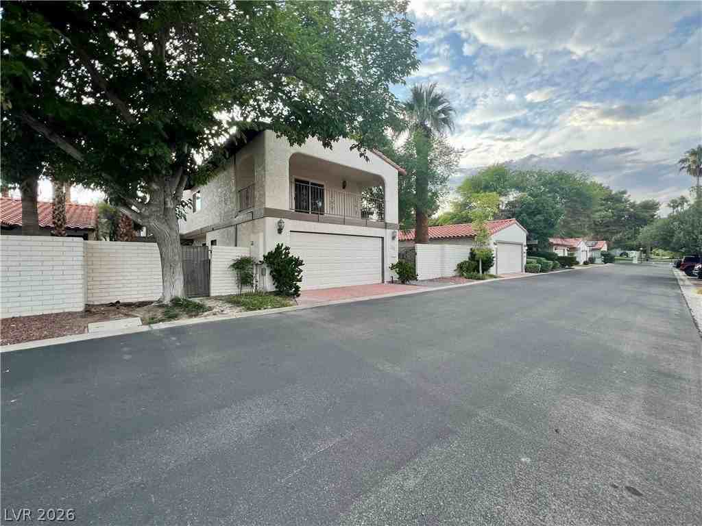 2316 Plaza Del Grande - Photo 3 of 30