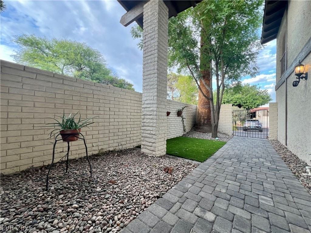 2316 Plaza Del Grande - Photo 7 of 30
