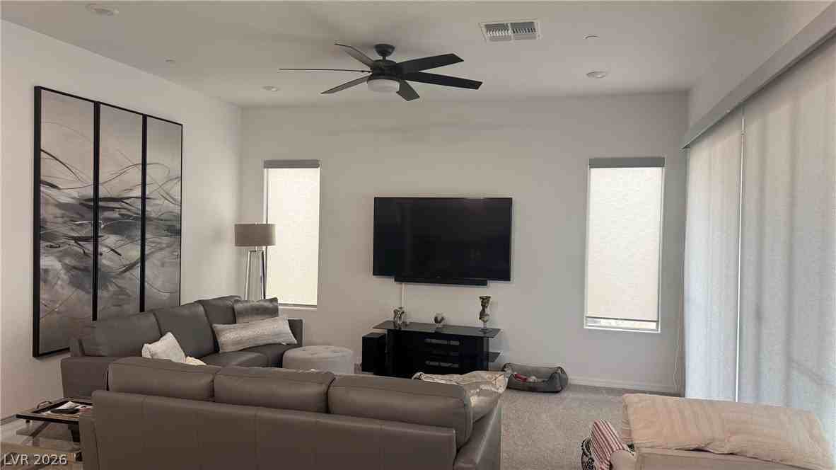 26 Desert Ivy Ln - Photo 4 of 12