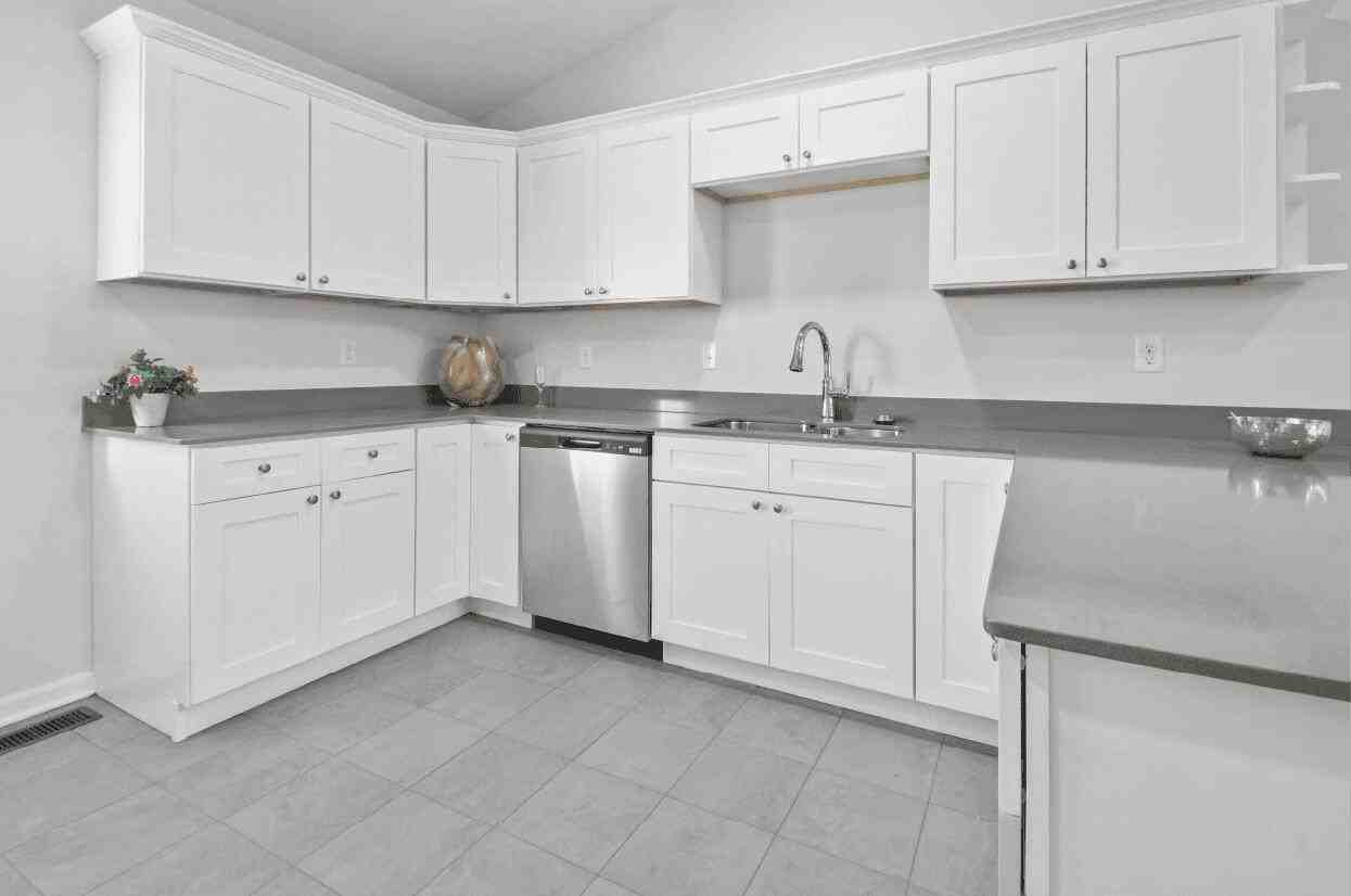 3132 W 83rd Ln - Photo 5 of 12