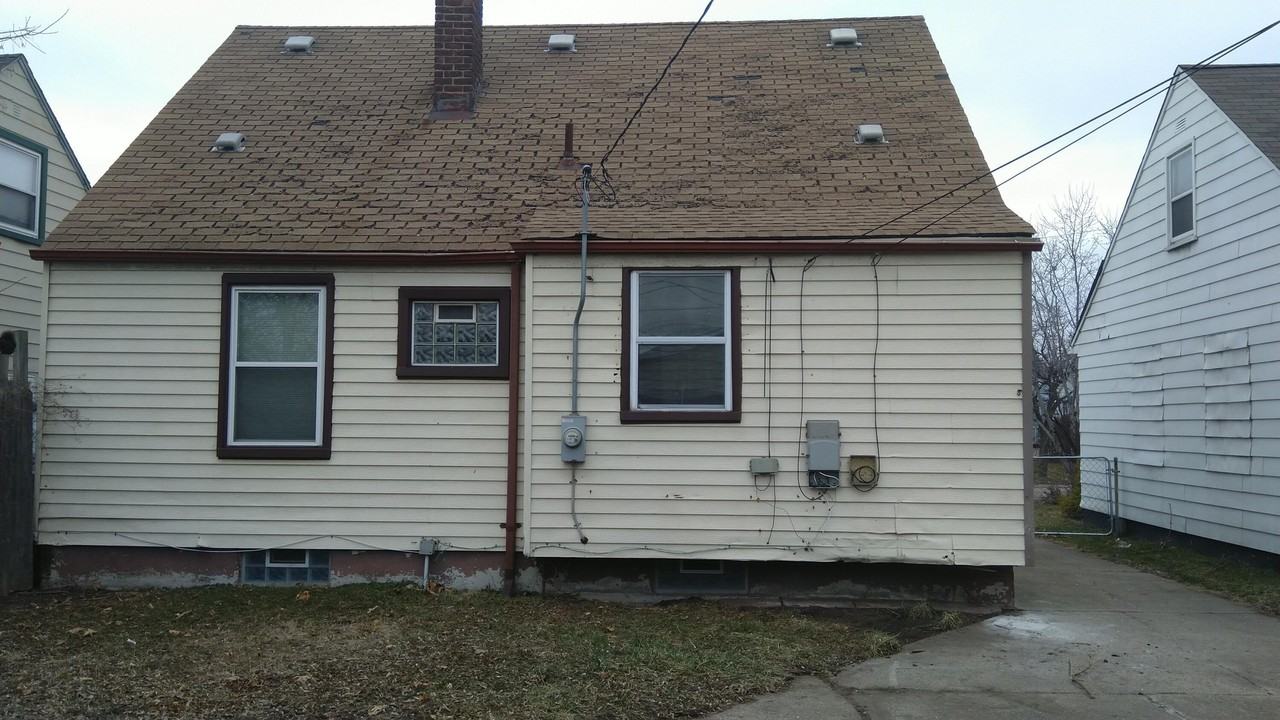 660 E Robert Ave - Photo 6 of 11