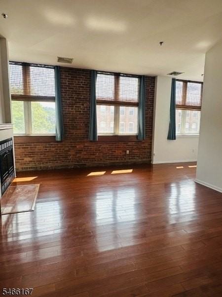 240 Main St #303 - Photo 5 of 17