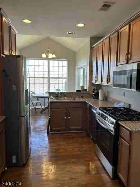 164 Sowers Dr - Photo 4 of 16