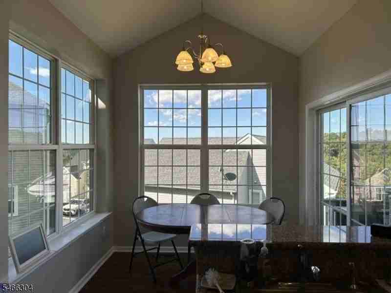 164 Sowers Dr - Photo 5 of 16