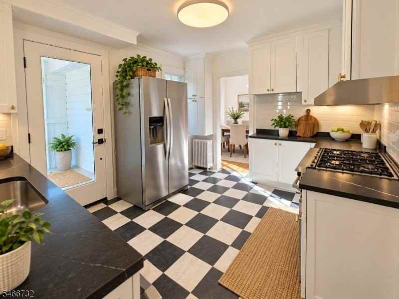 14 Village Rd - Photo 2 of 11