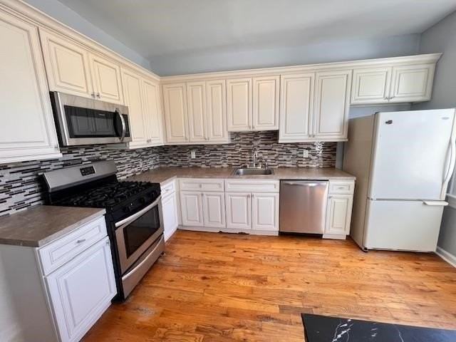 176 W 31st St - Photo 5 of 12