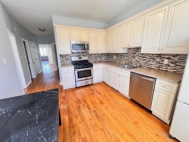 176 W 31st St - Photo 6 of 12