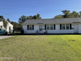 featured image of 1230 Davis St
