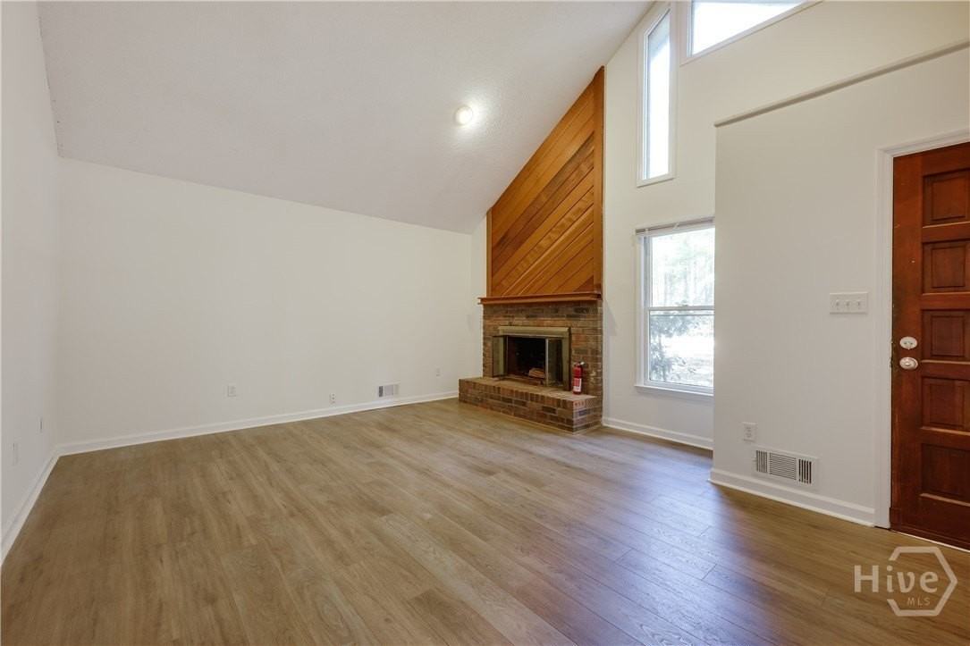110 Flannigans Pl - Photo 7 of 42