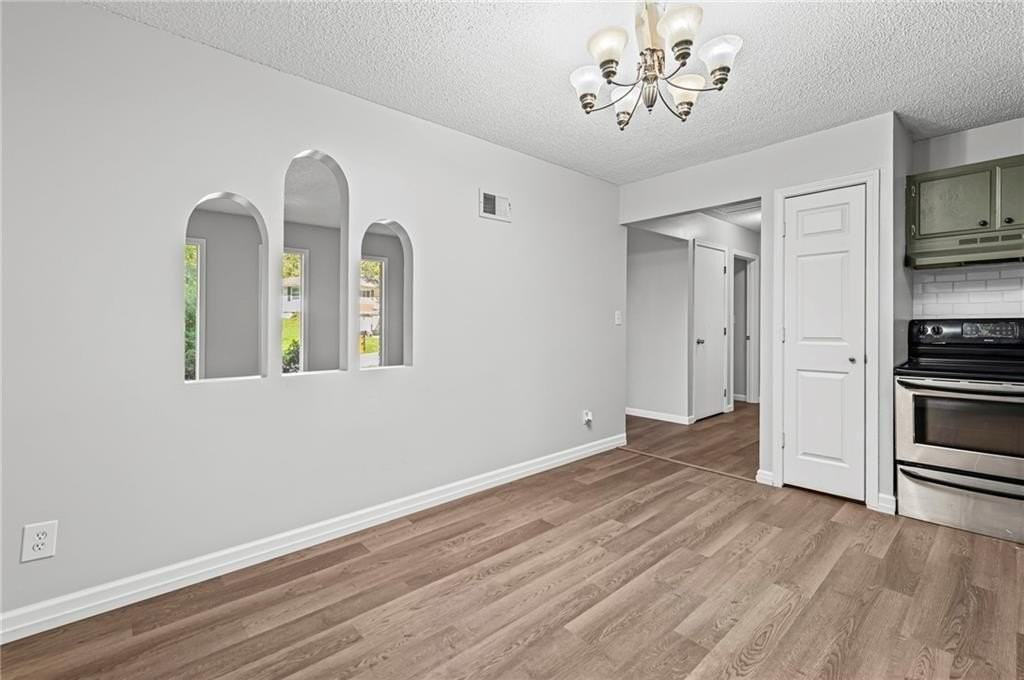 5711 Nw Lilac Ct - Photo 7 of 26