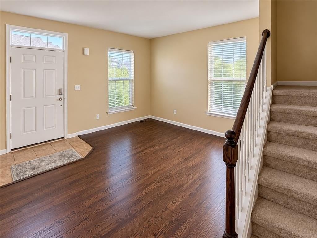 233 Snapdragon Way - Photo 5 of 35