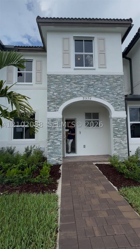 2576 Se 25th Rd #0
