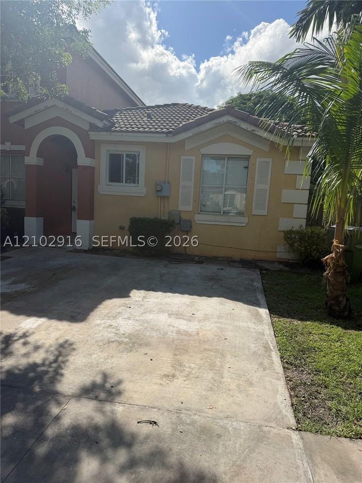 124 Sw 16th Ave