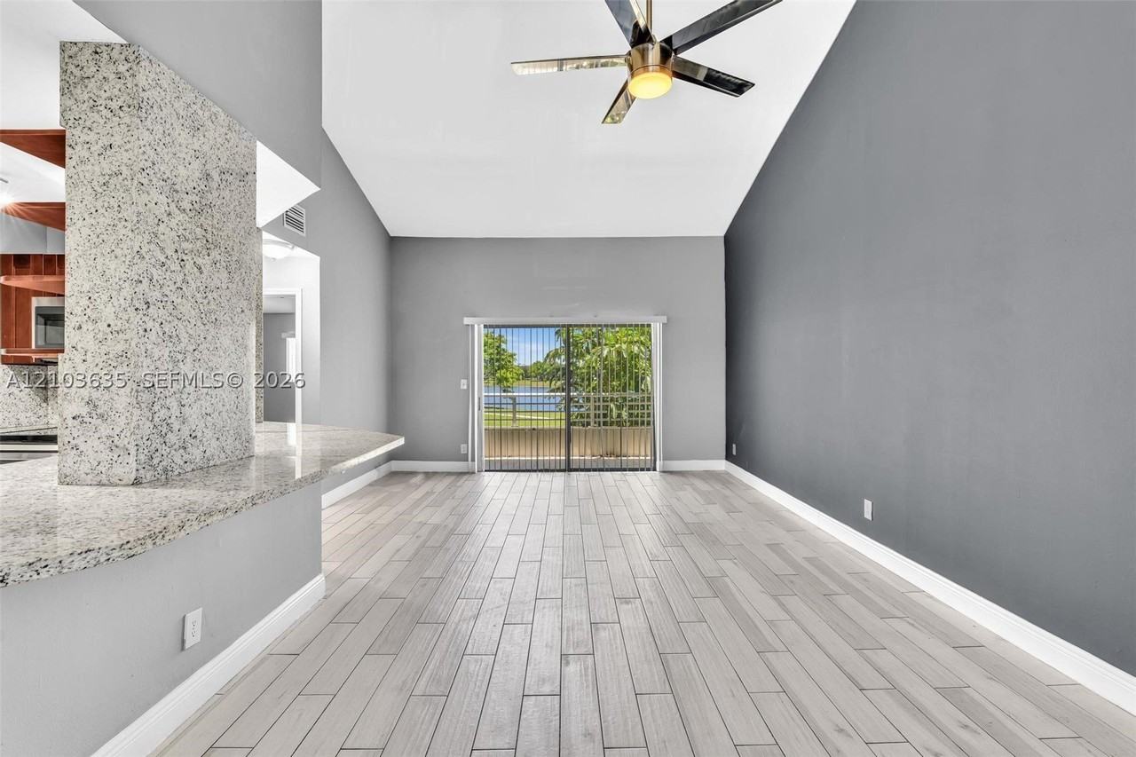 3417 Nw 44th St #201 - Photo 6 of 46