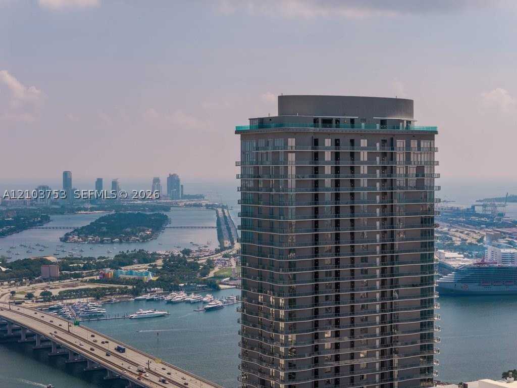 1400 Biscayne Blvd #2805