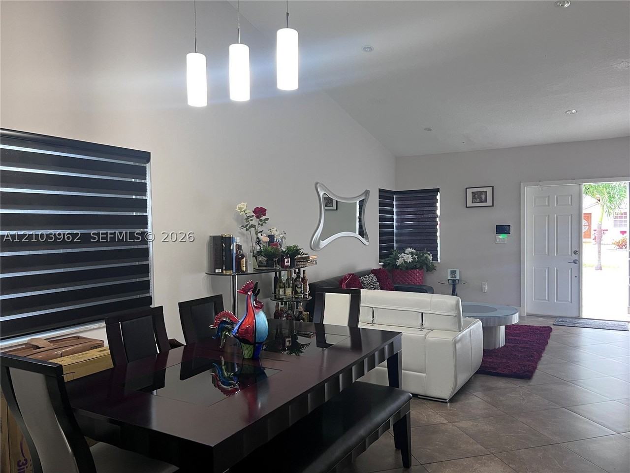 722 Nw 134th Ave - Photo 3 of 26