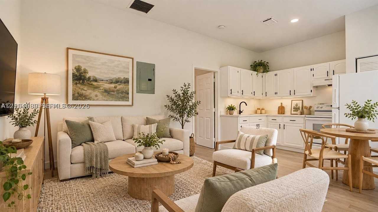 1330 Nw 5th St #4 - Photo 2 of 37