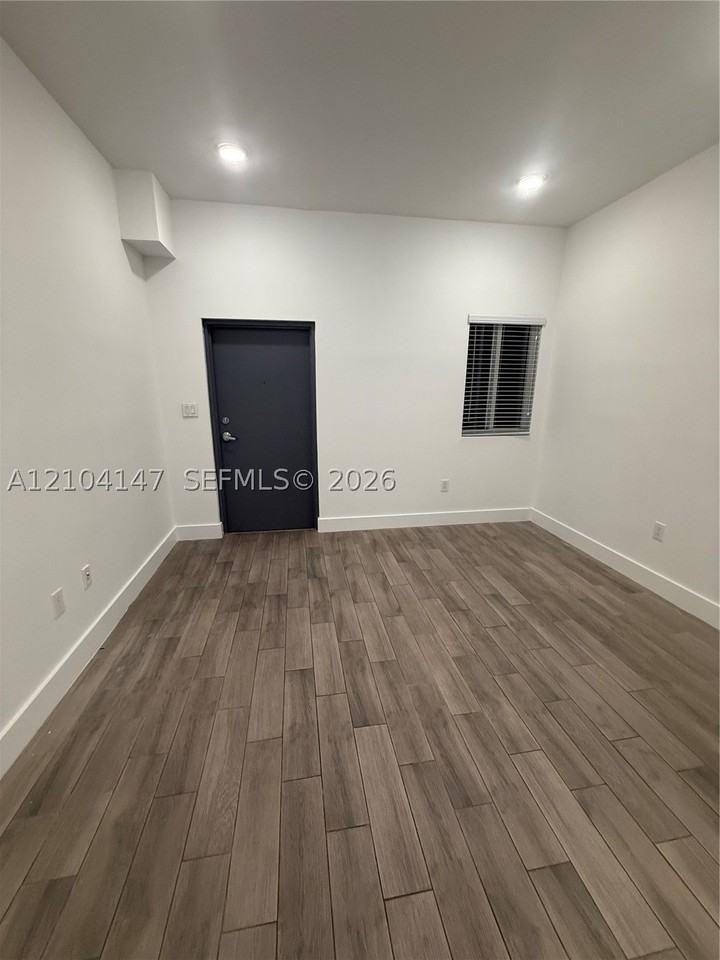 486 E 30th St #202 - Photo 2 of 20