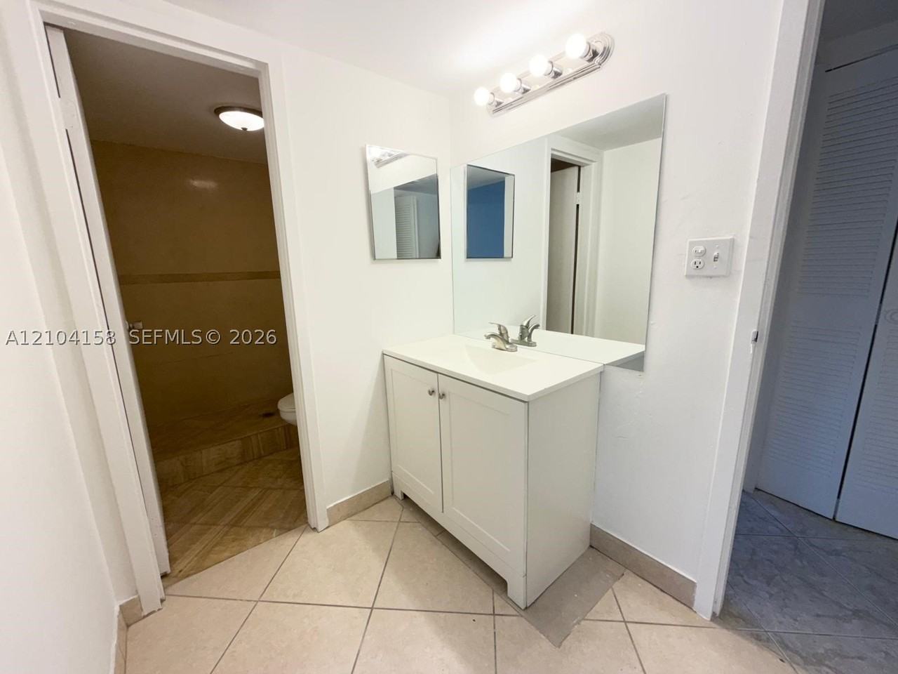 4304 Nw 9th Ave #2-1C - Photo 4 of 12