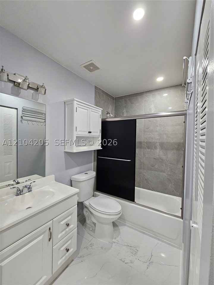 9077 Sw 138th Pl #9077 - Photo 4 of 13