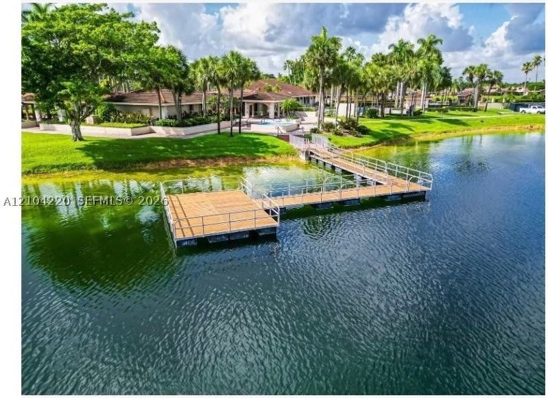 18246 Mediterranean Blvd #6-10 - Photo 3 of 21
