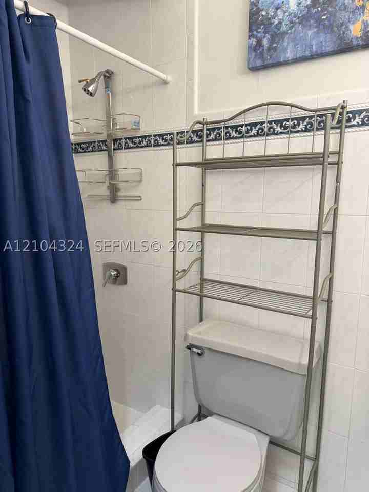 89xx SW 83rd St #1 - Photo 5 of 10