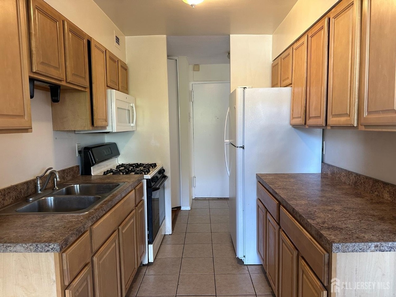 123 S Adelaide Ave #2C - Photo 7 of 12