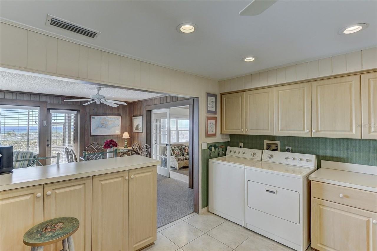4302 2nd Ave - Photo 6 of 21
