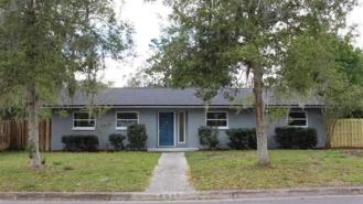 4017 Nw 36th Ter - Photo 1 of 1