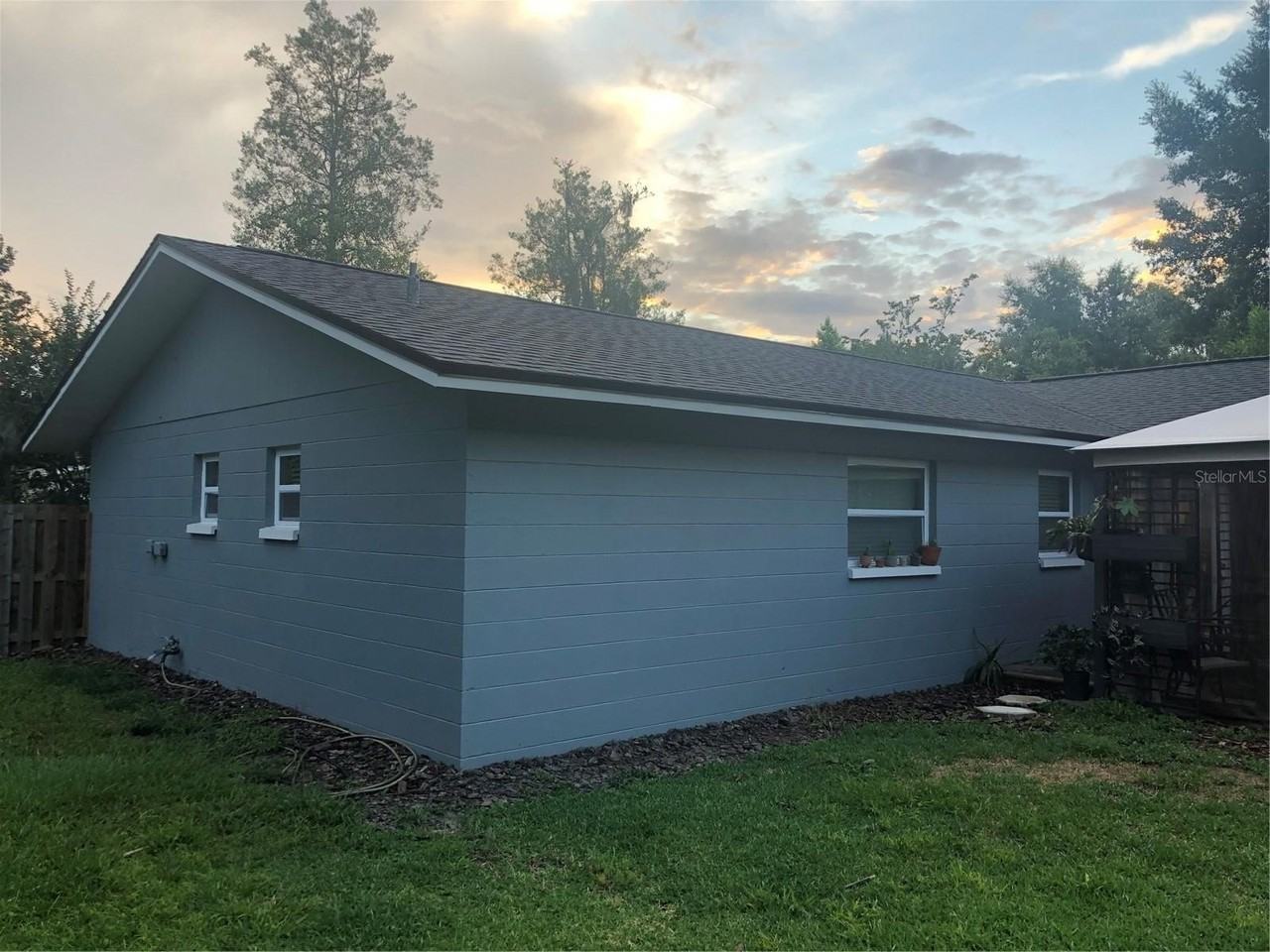4017 Nw 36th Ter - Photo 5 of 8