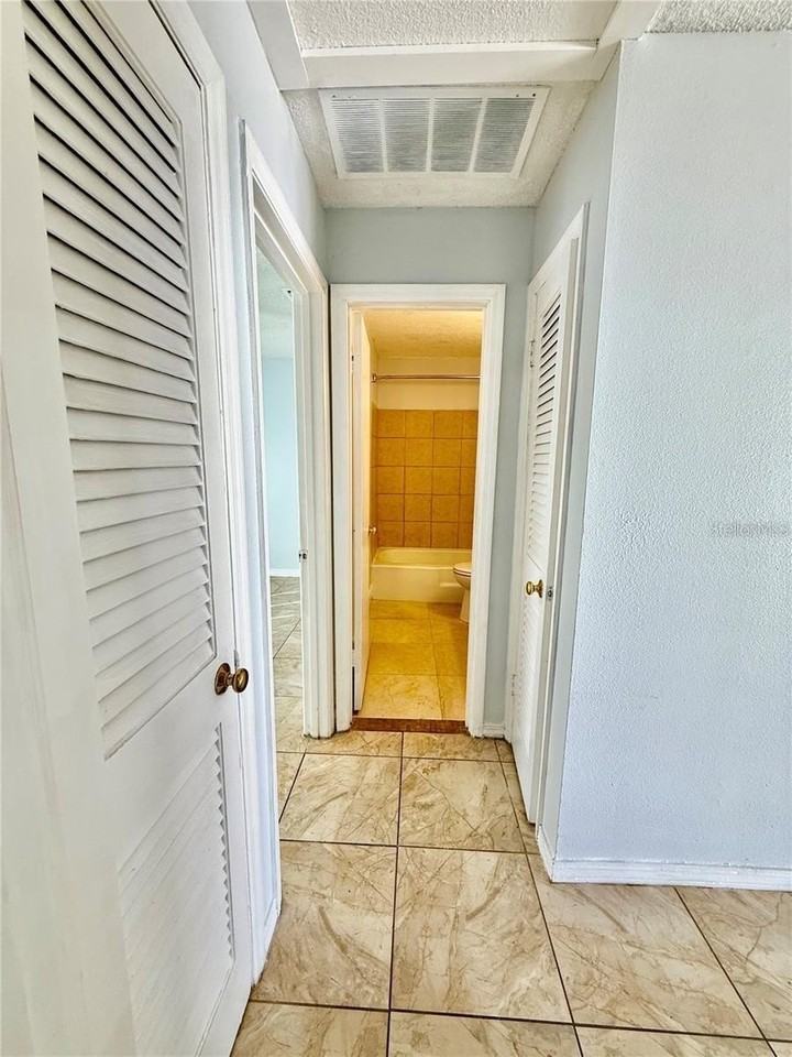 103 Georgetown Dr #D - Photo 7 of 19