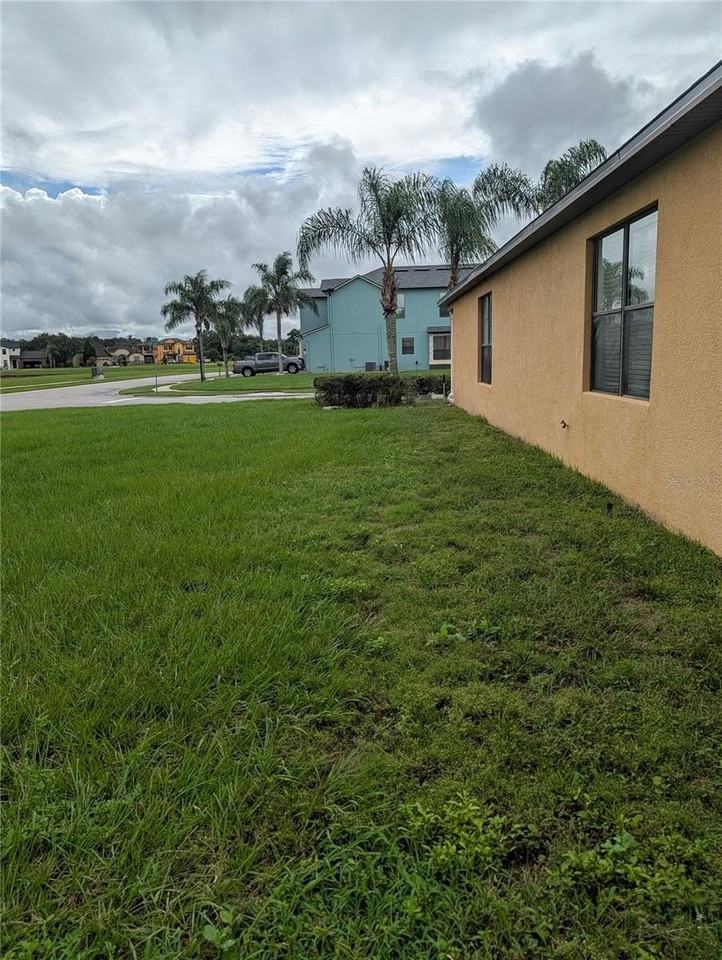 3101 Swingle Dr - Photo 3 of 23