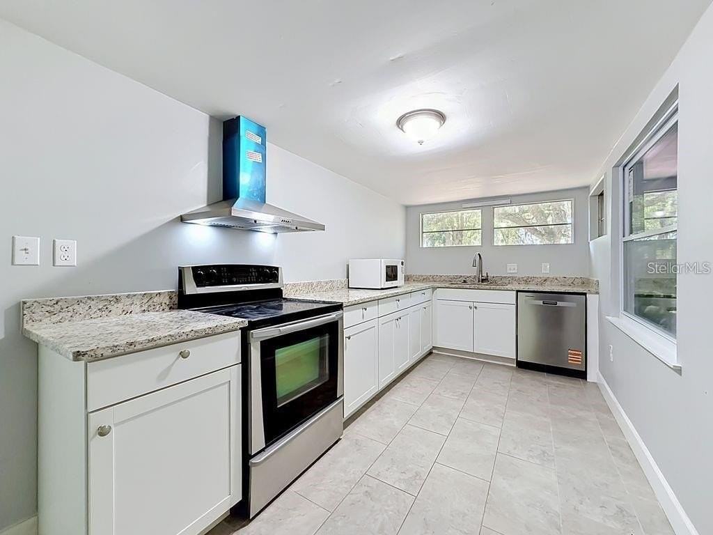3508 Rouse Rd - Photo 3 of 22