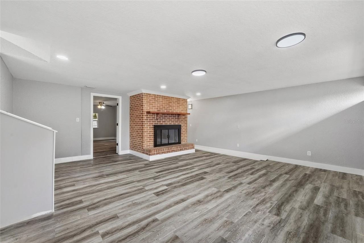 1608 Hope St - Photo 3 of 21