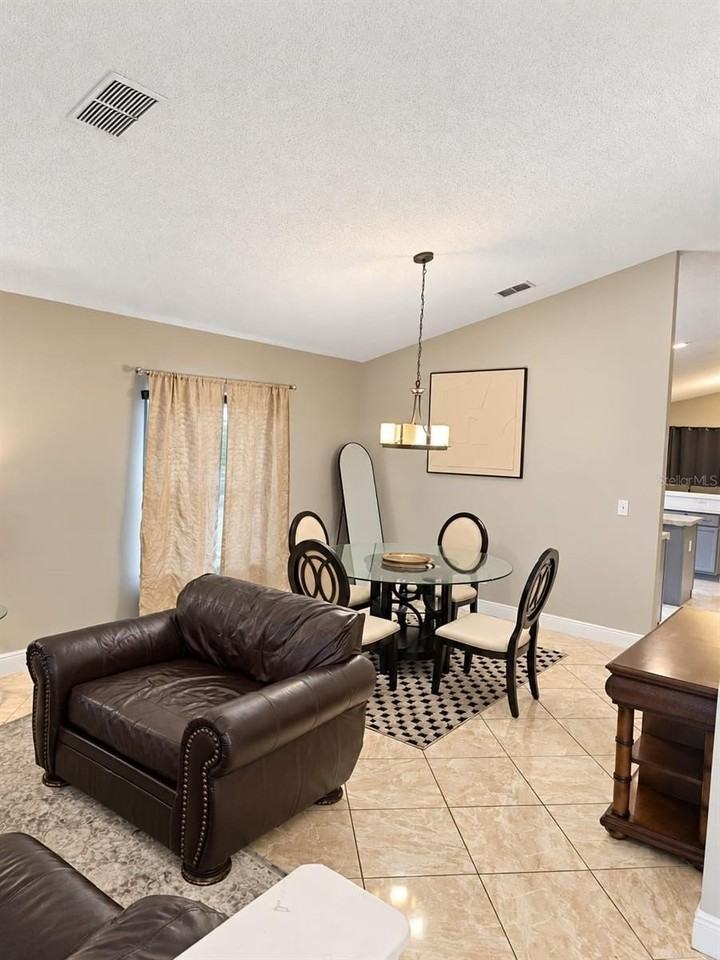 739 Delancey Dr - Photo 2 of 9