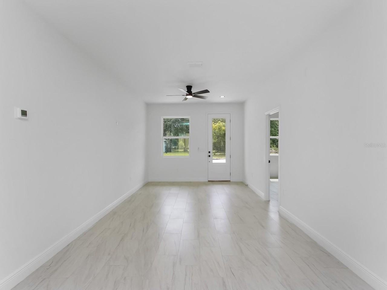 2048 Dixie Ave - Photo 2 of 27