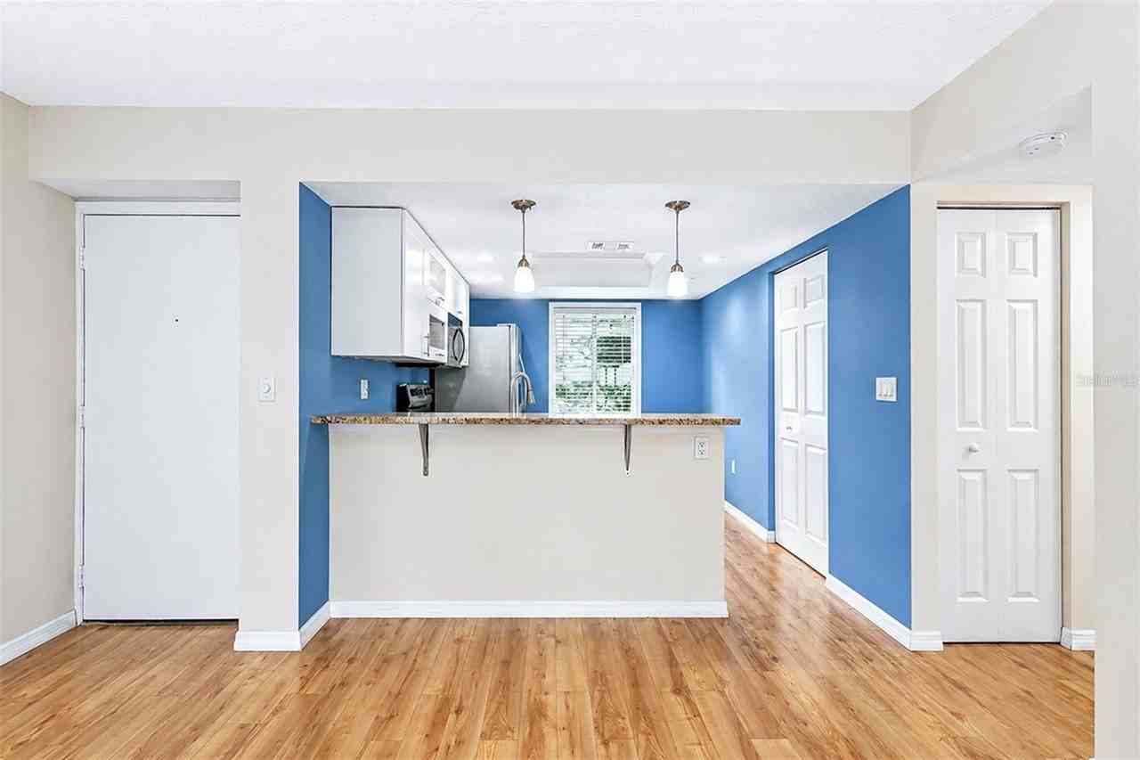 205 Palmetto Ct #205 - Photo 2 of 28