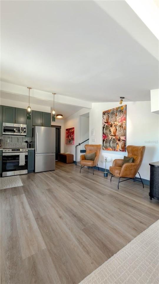 407 E Palm Ave #102 - Photo 7 of 28