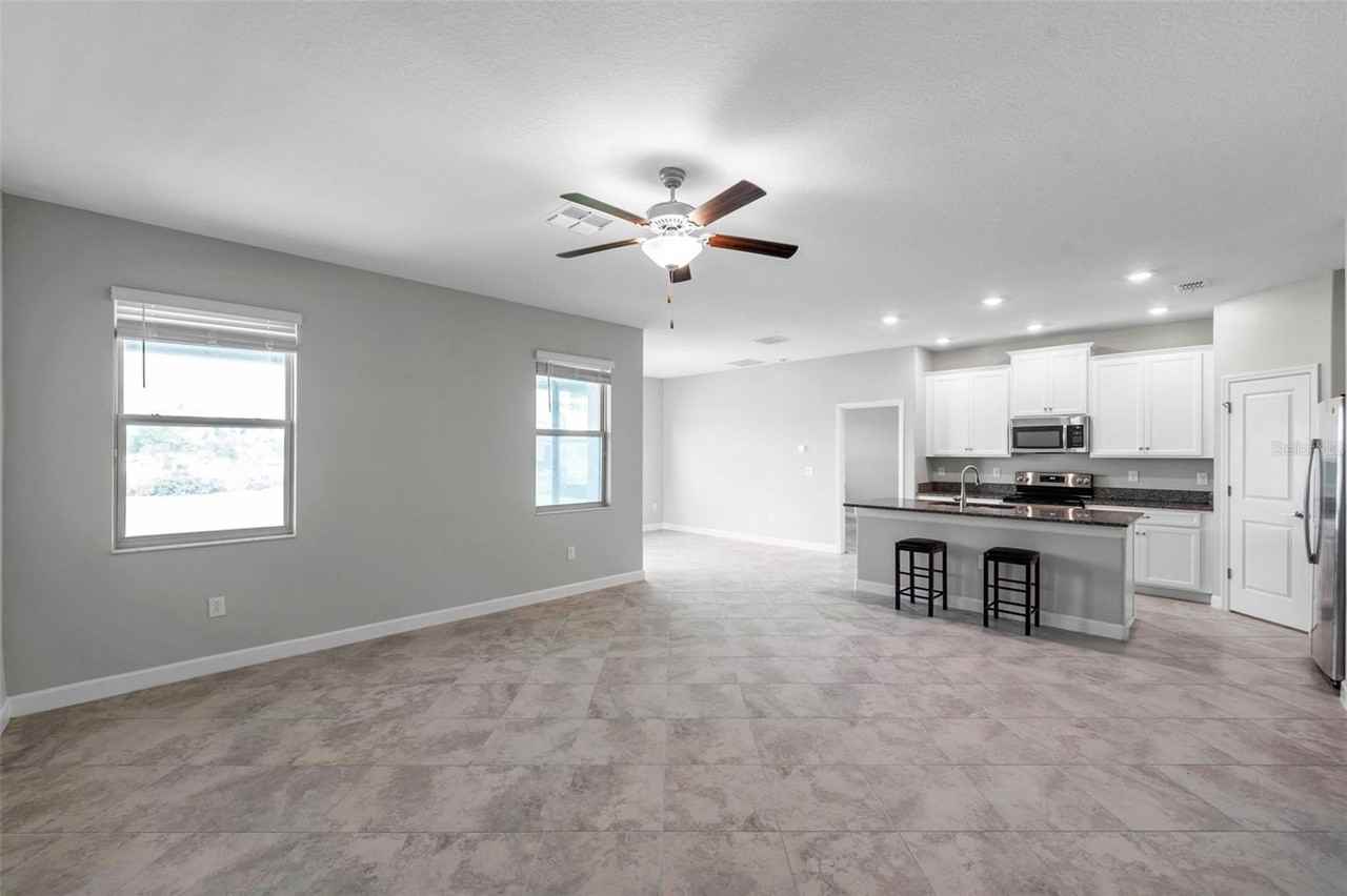 11412 Freshwater Ridge Dr - Photo 7 of 50