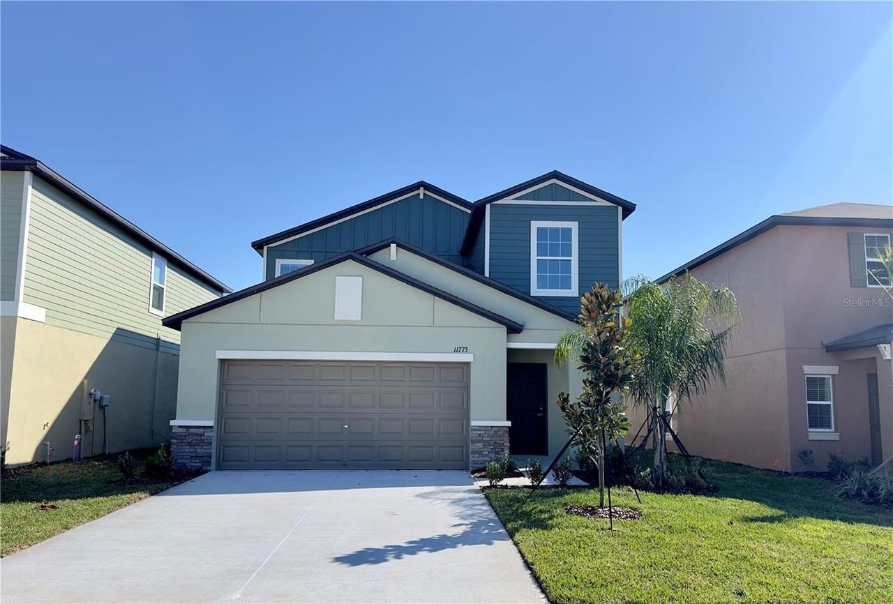 11773 Radiant Shore Loop - Photo 2 of 50