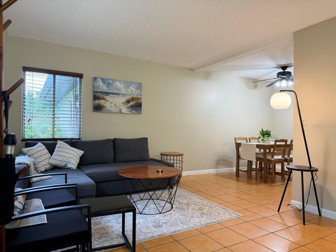 1881 Lichen Ln #B - Photo 3 of 20