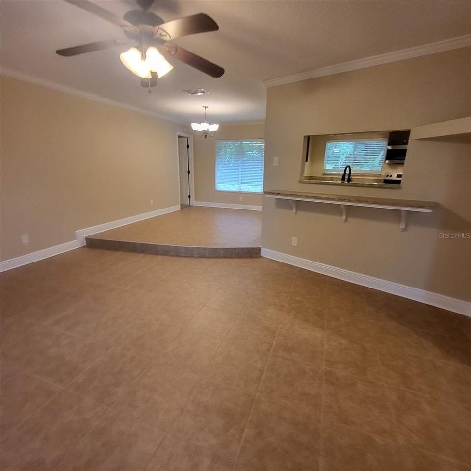14906 Winterwind Dr - Photo 7 of 50
